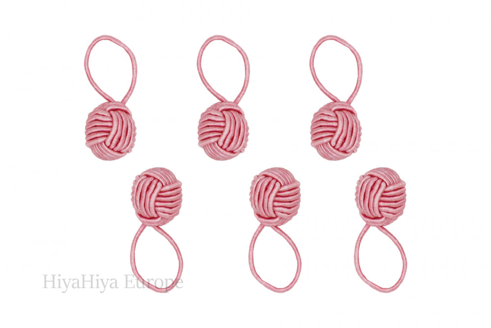 HiyaHiya Notion Tin with Pink Yarn Ball Stitch Markers