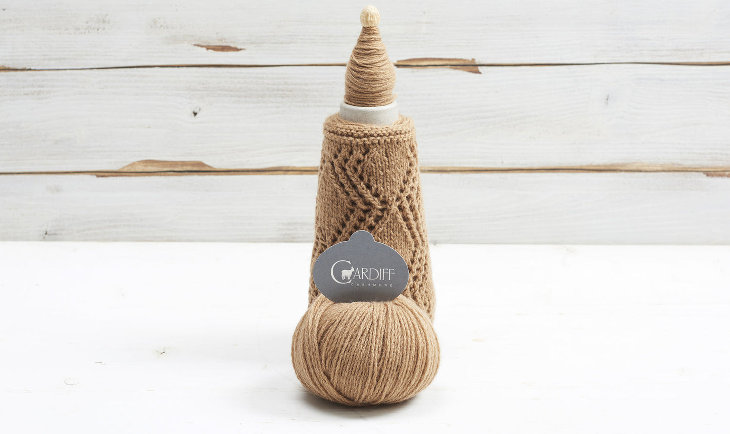 Cardiff CAMMELLO LARGE - cone project made gentle camel yarn