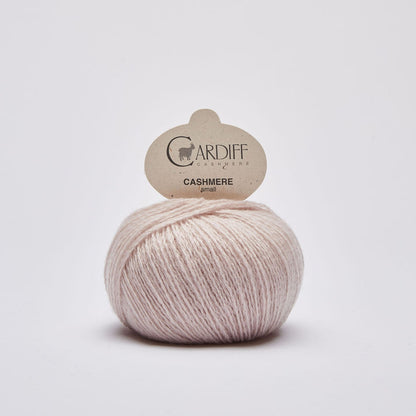 Cardiff SMALL gentle yarn, 687, ZEN, comp: 100% Cashmere
