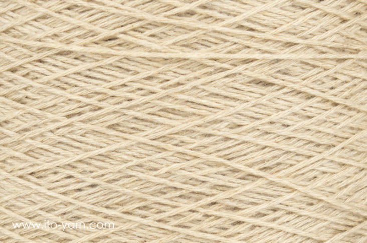ITO Kuroten soft woolen spun yarn, color 882 Angora, comp: 80% Cashmere, 20 % Sable