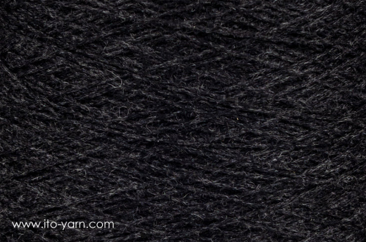 ITO Kuroten soft woolen spun yarn, color 885 Charcoal, comp: 80% Cashmere, 20 % Sable