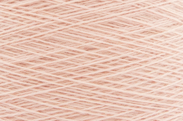 ITO So Kosho soft handy yarn, 957, Pale Blush, comp: 90% Wool, 10% Cashmere