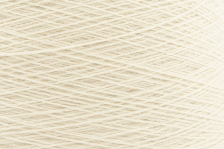 ITO So Kosho soft handy yarn, 966, Raw White, comp: 90% Wool, 10% Cashmere