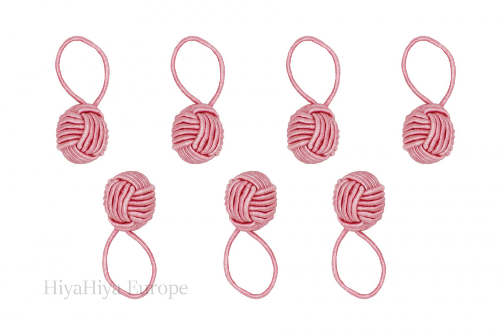 HiyaHiya Notion Tin with Pink Yarn Ball Stitch Markers and Knitter's Safety Pins