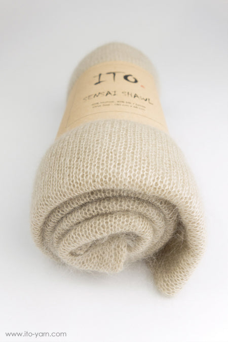 ITO Sensai Shawl of gentle yarn - comp: 60% Mohair and 40% Silk, 343, Angora