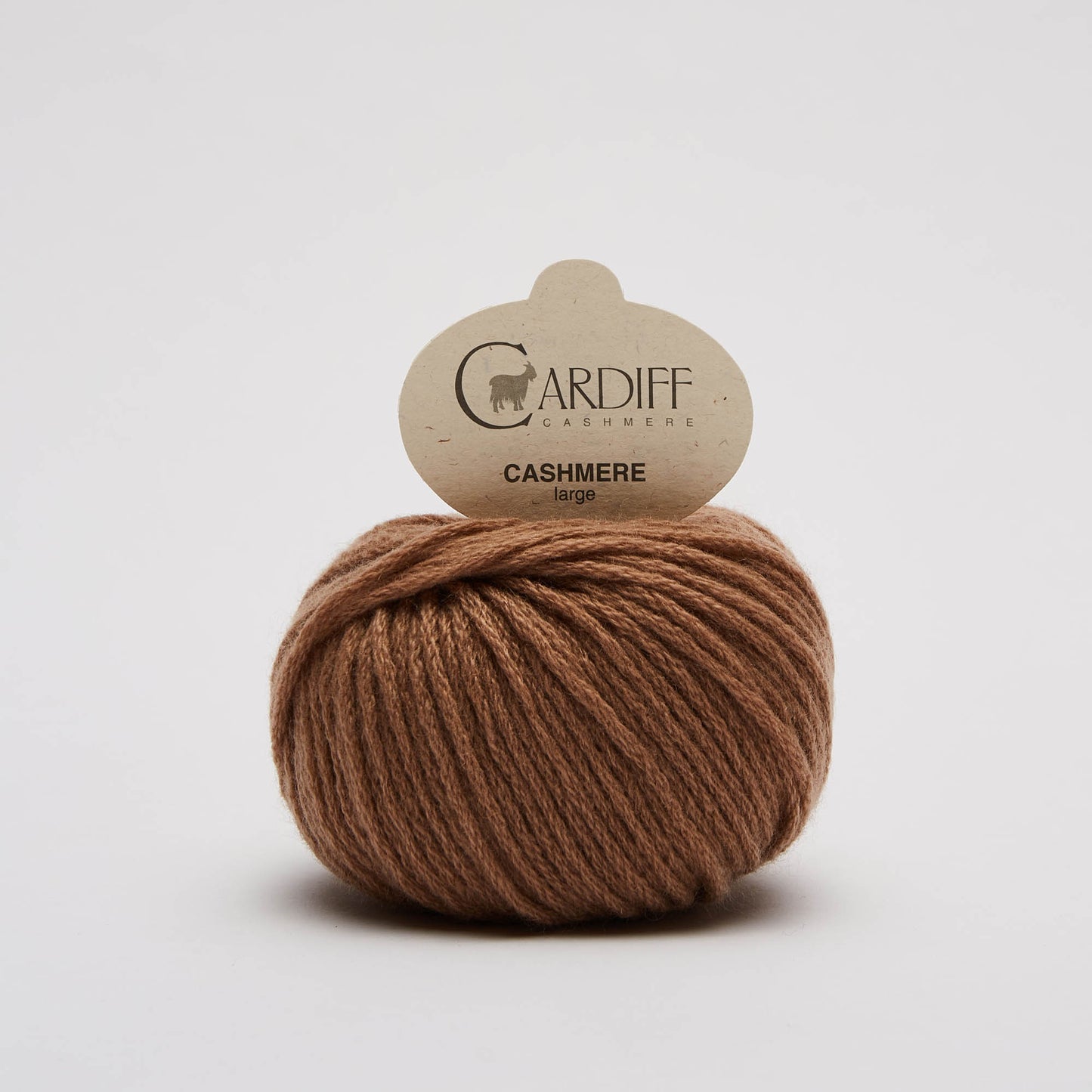 Cardiff LARGE gentle yarn, 700, FUTON, comp: 100% Cashmere