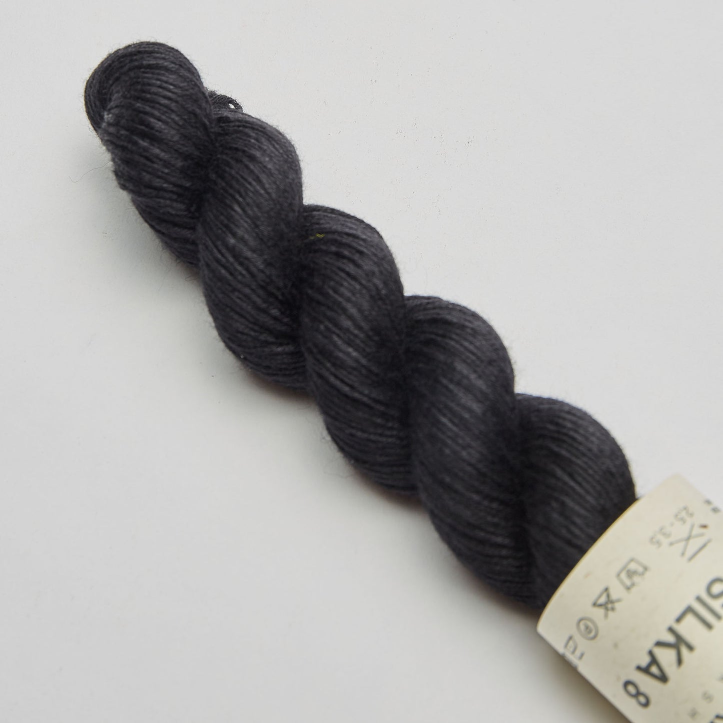 Cardiff SILKA 8 gentle yarn, 15, NERO, comp: 70% Cashmere, 30% Silk